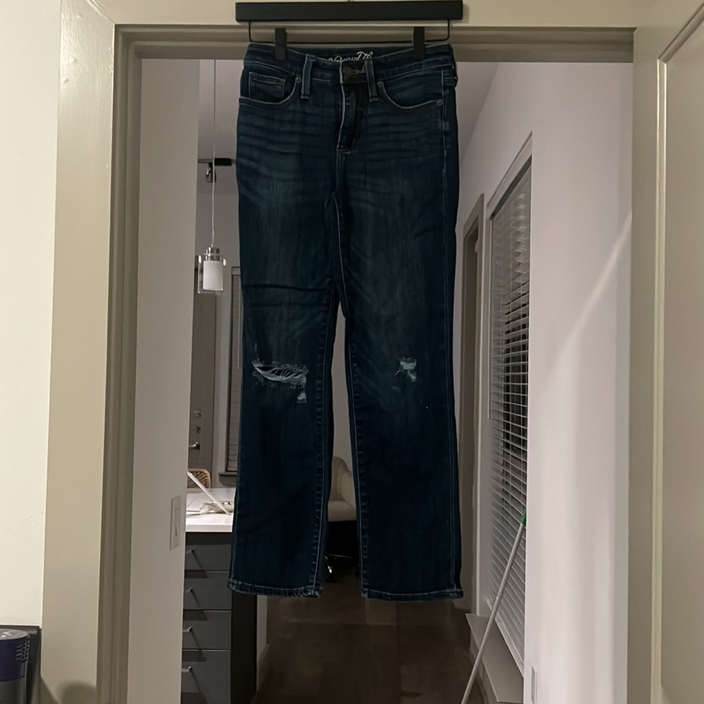 Size 00 Universal Thread Jeans